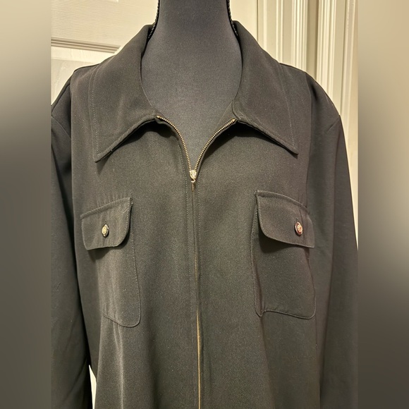 Black Bomber Jacket with Full-Length Zipper and Collar - Picture 3 of 8